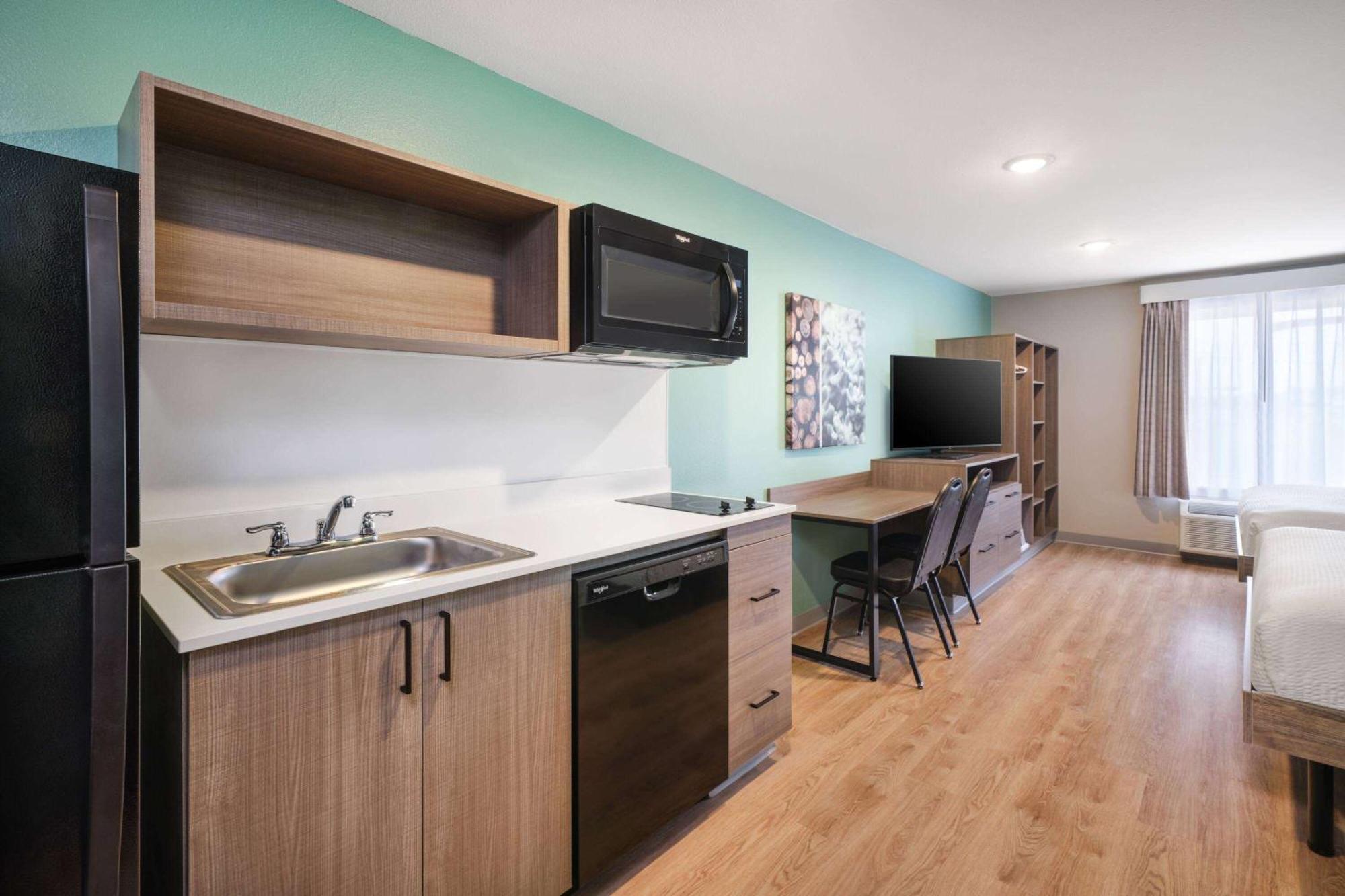 Echo Suites Extended Stay By Wyndham Indianapolis Ameriplex Bagian luar foto